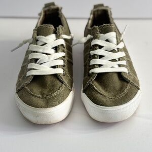Kory jellypop comfort fit canvas sneaker khaki 6 errands walking